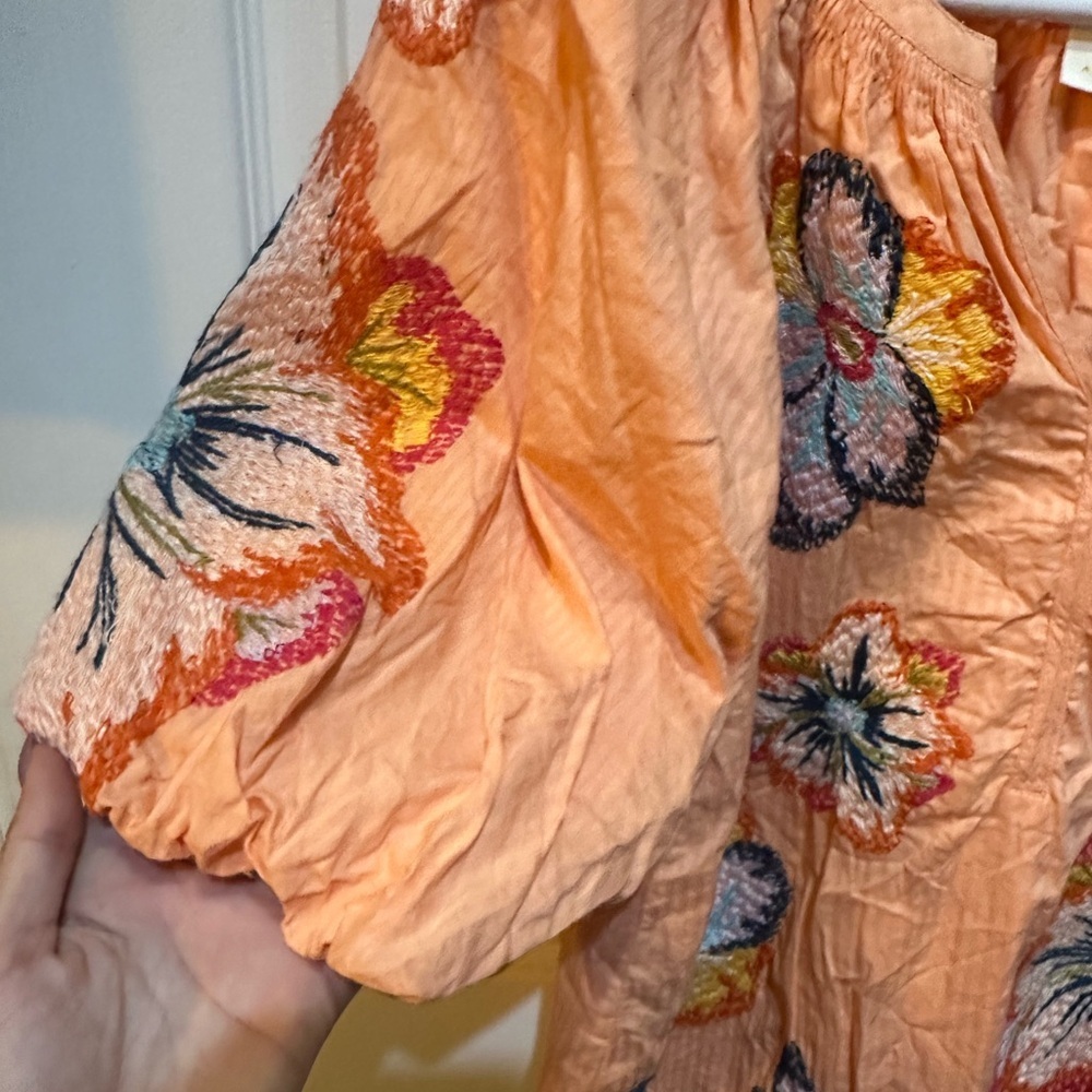 Maeve Anthropologie Peach Floral Embroidered Puff Sleeve Top Size XS - Picture 5 of 9